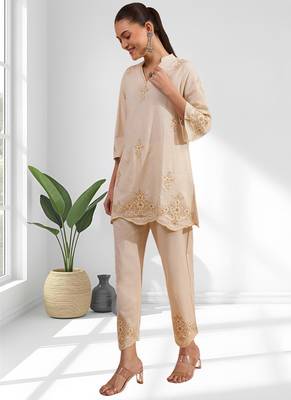 Women's linen beige embroidered short kurta with pant 1