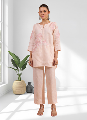 Women's linen pink embroidered short kurta with pant 1