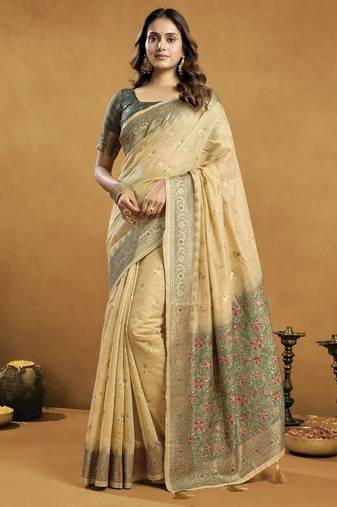 Shaded gray & beige spun cotton zari saree with rich pallu