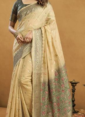 Shaded gray & beige spun cotton zari saree with rich pallu 2