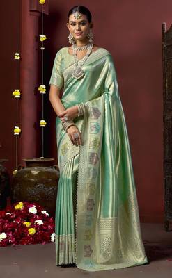 Green silk blend embroidered silk blend Saree with blouse  1