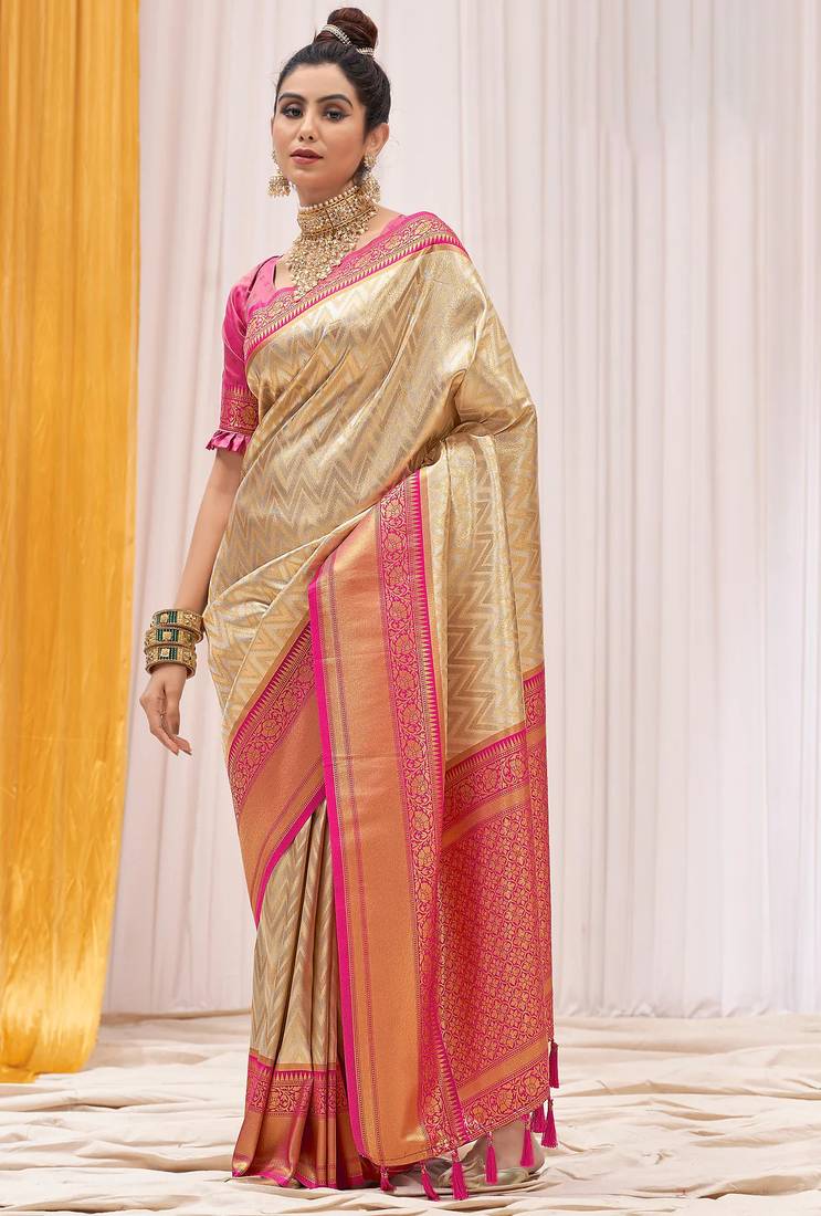 Cream pink silk blend embroidered kanchipuram silk blend Saree with blouse 