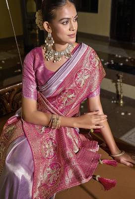 Lavender magenta silk blend embroidered traditional Saree with blouse  2