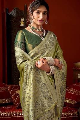 Pista green dark green silk blend embroidered heavy work Saree with blouse  2