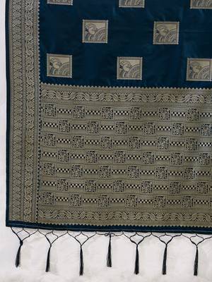 Teal blue colour silk blend saree with silver zari weaving border 4