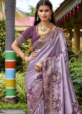 Lavender silk blend embroidered party wear Saree with blouse  2