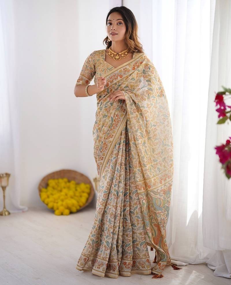 Ivory color ready to wear saree with unstich blouse