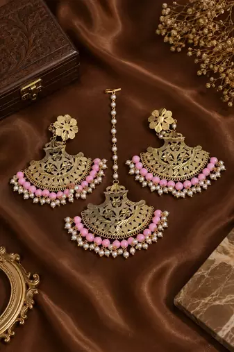 Pink Accent Traditional Earrings & Maang Tikka
