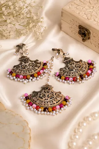 Festive palette bead earrings tikka set