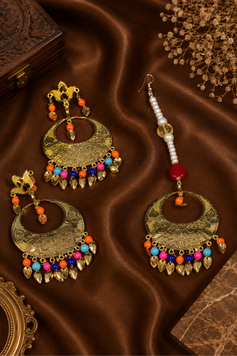 Rang Accent Peepal Patti Earrings Tikka Set