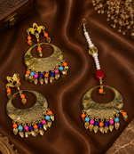Rang Accent Peepal Patti Earrings Tikka Set