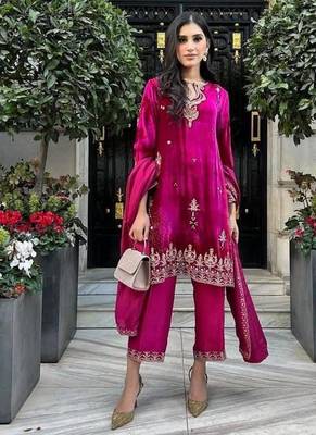 Pink velvet embroidered palazzo set 2