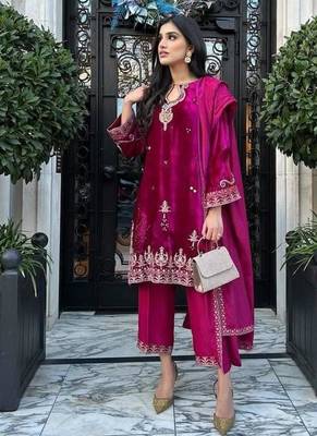 Pink velvet embroidered palazzo set 3