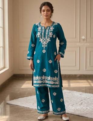 Teal rayon embroidered kurta set 2