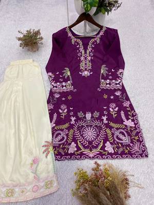 Purple crepe embroidered kurta set 4