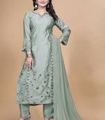 Green silk blend embroidered kurta set
