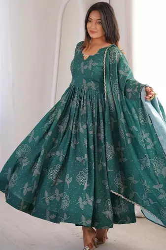Green silk blend printed flared gown set