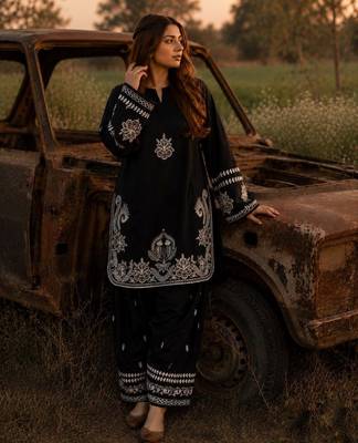 Black silk blend embroidered palazzo set 2