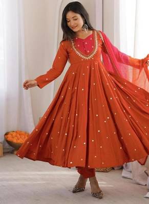 Orange silk blend embroidered flared gown set 3