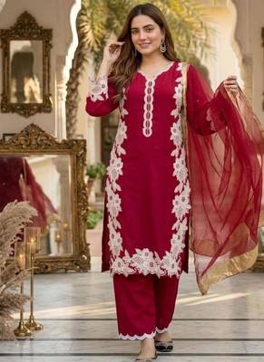 Red silk blend embroidered palazzo set 3