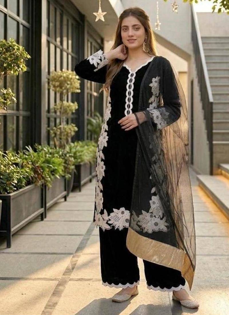 Black silk blend embroidered palazzo set