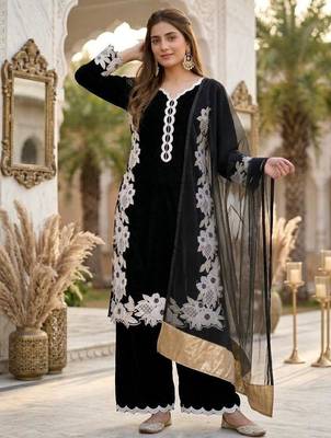Black silk blend embroidered palazzo set 3