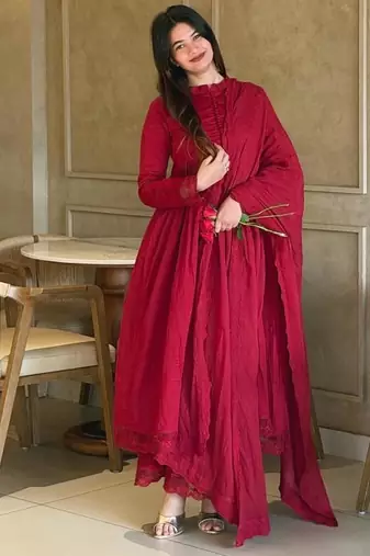 Red silk blend embroidered flared gown set