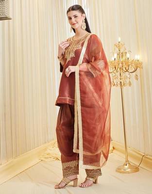Champagne silk blend embroidered farshi salwar set 1