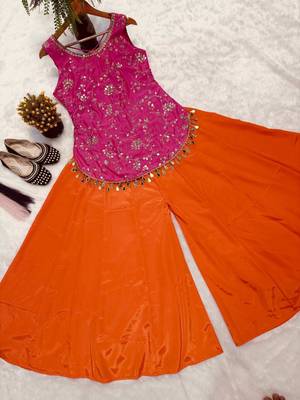 Pink silk blend embroidered sharara set 4