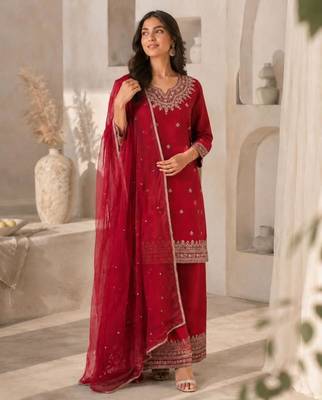 Red silk blend embroidered palazzo set 3
