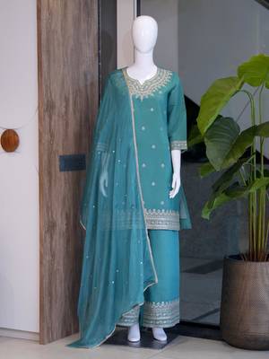 Teal silk blend embroidered salwar kameez 3