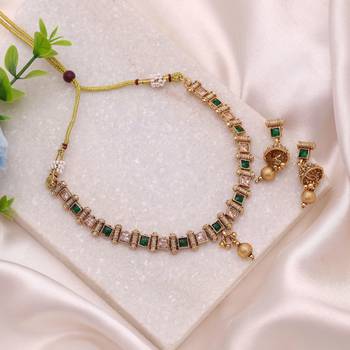 Green color matte gold kundan necklace set 1