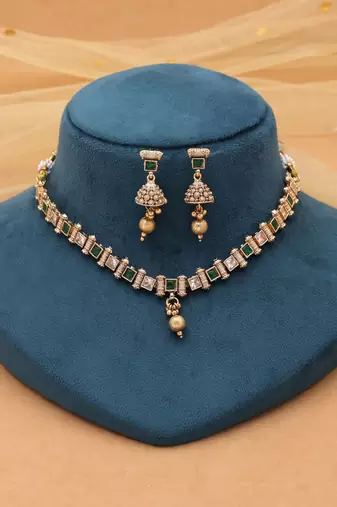 Green color matte gold kundan necklace set