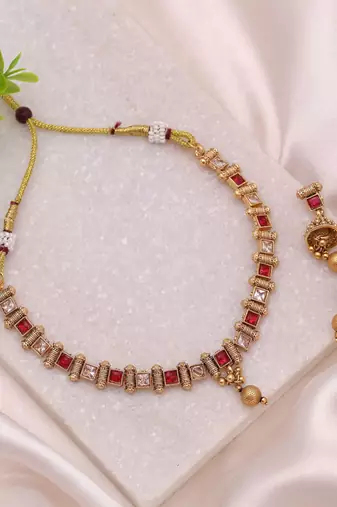 Rani color matte gold kundan necklace set
