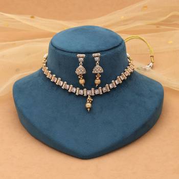 Gold color matte gold kundan necklace set 2