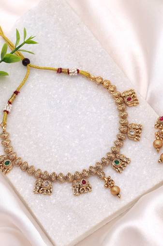 Rani & green color royal kundan necklace set