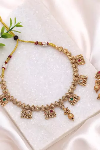 Rani & green color royal kundan necklace set