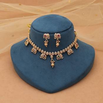 Rani & green color royal kundan necklace set 2