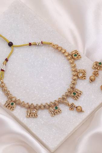 Green color matte gold kundan jewelry set