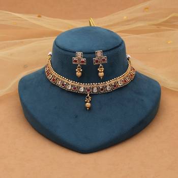 Rani color matte gold kundan set 2