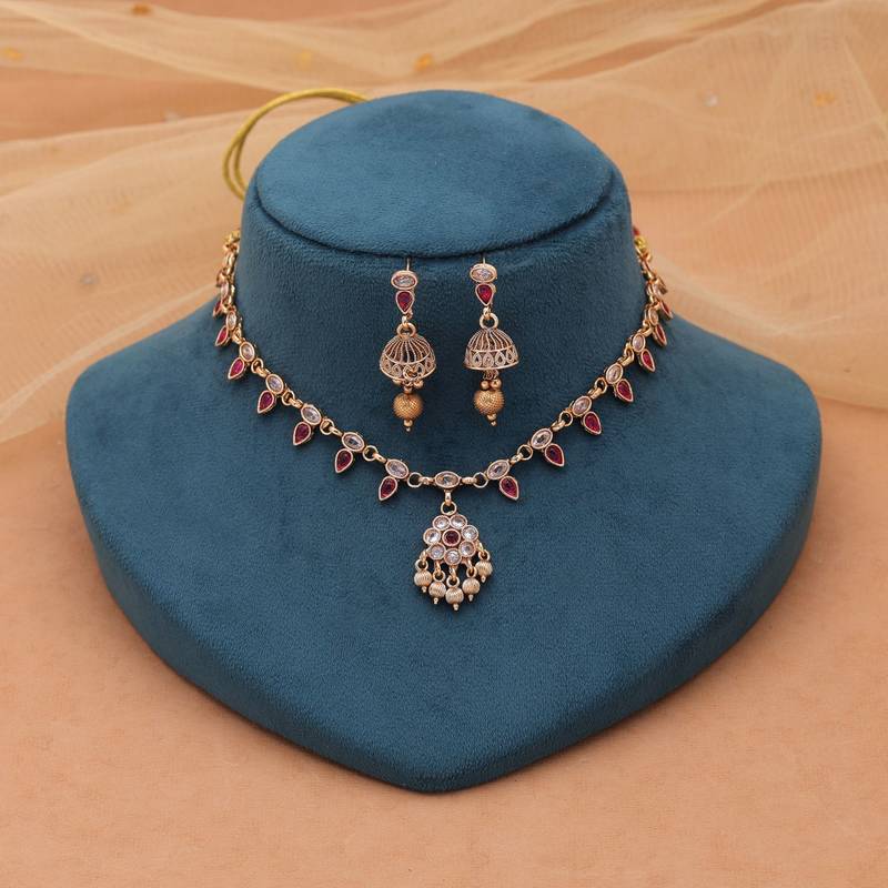 Rani color classic kundan necklace set