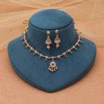 Green color premium kundan necklace set 1