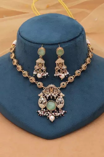 Pista green color matte gold kundan set