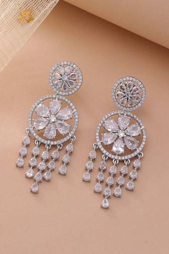 Silver color fashion diamond earrings