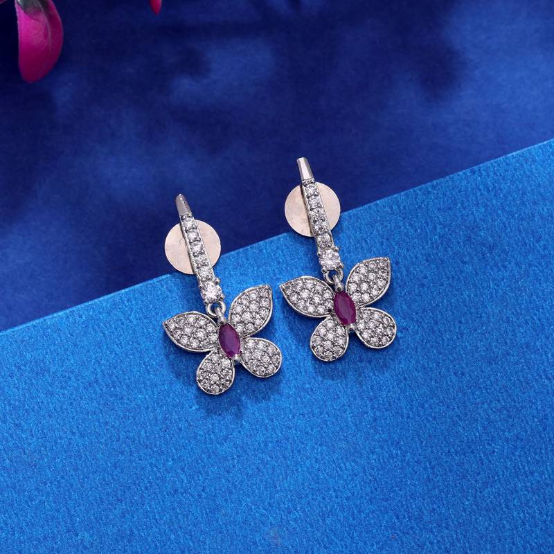 Silver color crystal diamond earrings