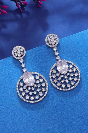 Silver color elegant diamond earrings