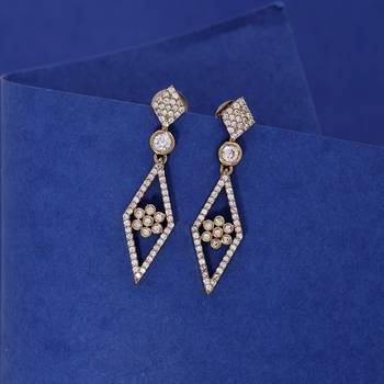 White color crystal diamond earrings 2