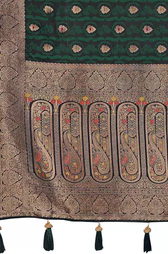 Women's premium green banarasi silk blend saree with heavy zari weaving and designer pallu | ethnic wedding saree