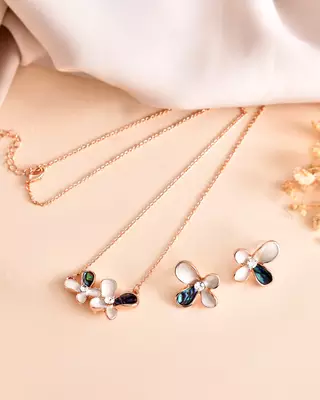 Butterfly pendant/chain set with crystal & enamel detailing 2