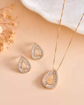 Elegant teardrop crystal pendant chain for women  premium gold finish statement pendant set 1